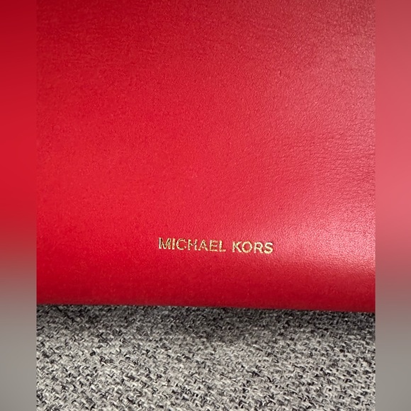 Michael Kors Blakley Red Handbag with strap and wallet NEW - Picture 2 of 16